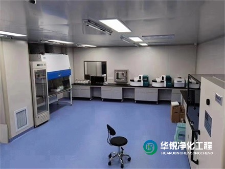 在檢驗(yàn)科裝修時(shí)，如何確保施工質(zhì)量和進(jìn)度？